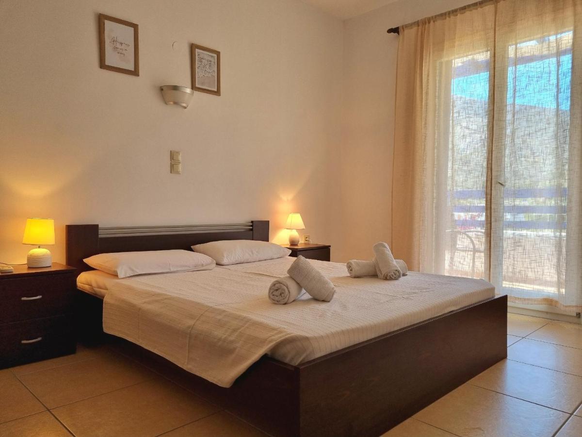 Zafeiris Apartments 里瓦的亚 外观 照片