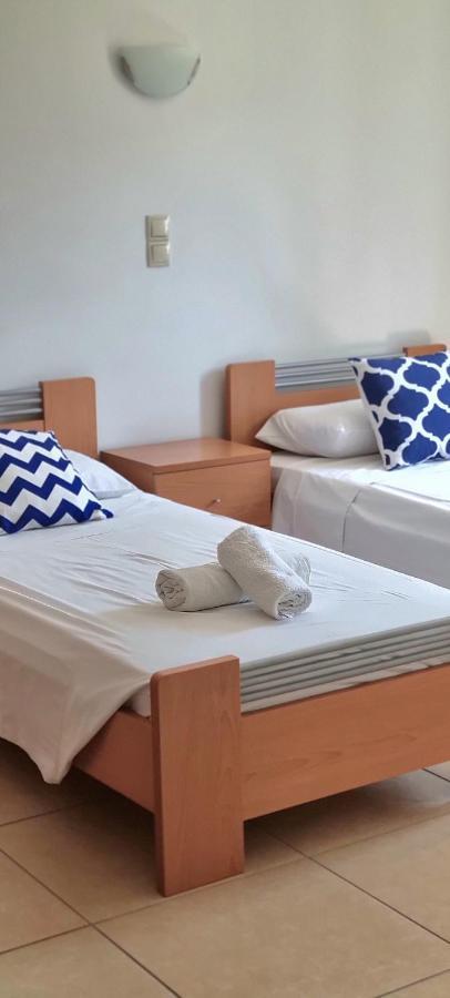 Zafeiris Apartments 里瓦的亚 客房 照片